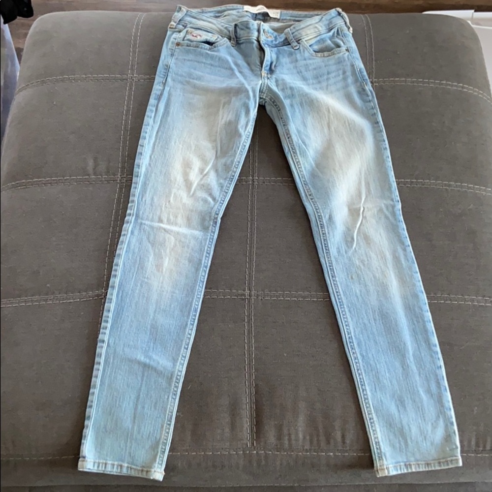 Hollister blue jeans size 3S (waist 26 length 29)